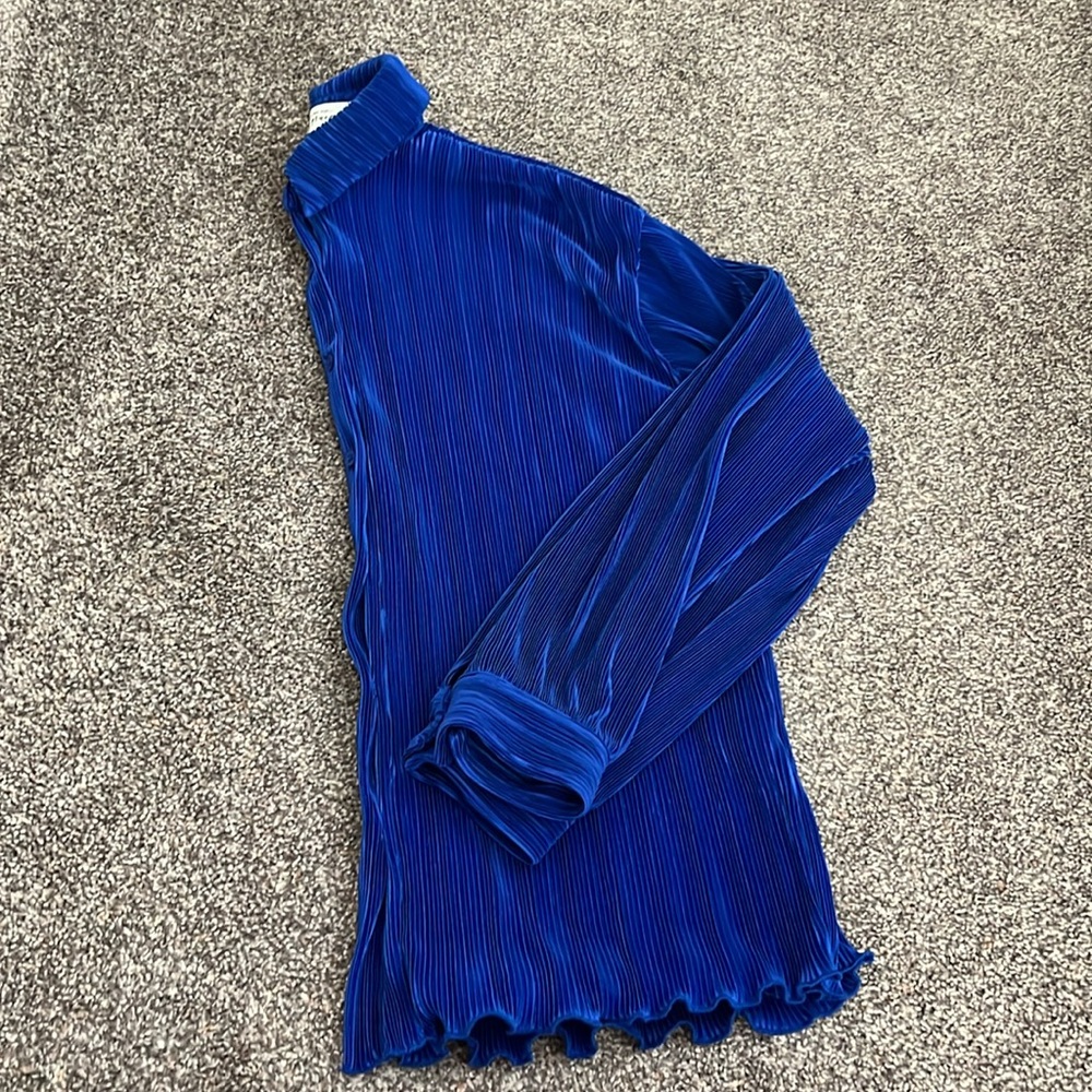 Blue Button Down - Picture 3 of 3